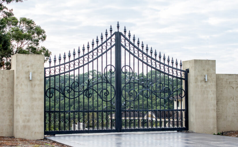 The Customization Options Available For Wrought Iron Gates: Adding Your Own Personal Touch